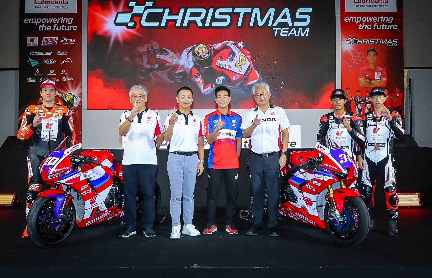 “อิเดมิตสึ” สนับสนุนทีมแข่ง “ฟิล์ม-รัฐภาคย์” ภายใต้ชื่อ “Idemitsu Honda Team Christmas”