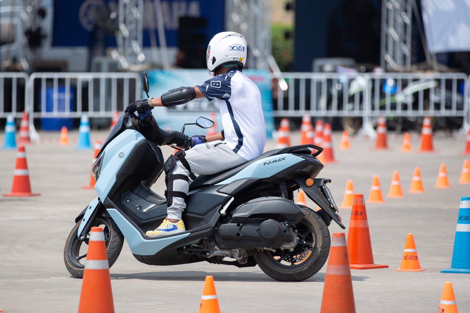 NEW YAMAHA NMAX และ ALL NEW YAMAHA NMAX TECH MAX