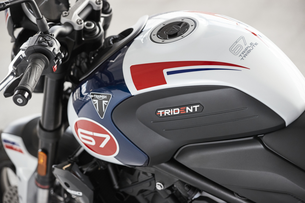 ไทรอัมพ์ มอเตอร์ไซเคิลส์ เปิดตัวรถจักรยานยนต์ TRIDENT 660 รุ่นพิเศษ
ที่มาพร้อมกราฟิกสมัยใหม่ที่ได้รับแรงบันดาลใจจากไทรเดนท์อันโด่งดังทั่วโลก