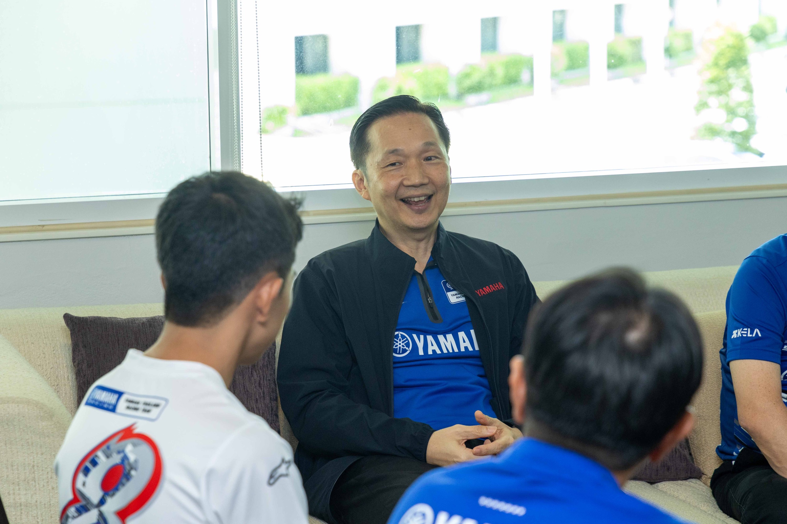 “ไอเดีย” กฤตภัทร เขื่อนคำ แชมป์เอเชีย โร้ดเรซซิ่ง 2026 เข้าพบผู้บริหารไทยยามาฮ่า พร้อมมอบของที่ระลึกแทนคำขอบคุณ